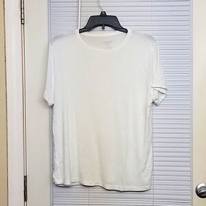 Nine West soft spun XL crewneck white tee